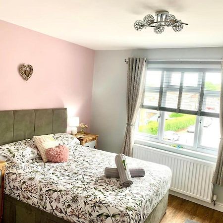Poppy'S Place Llandudno Junction Bagian luar foto