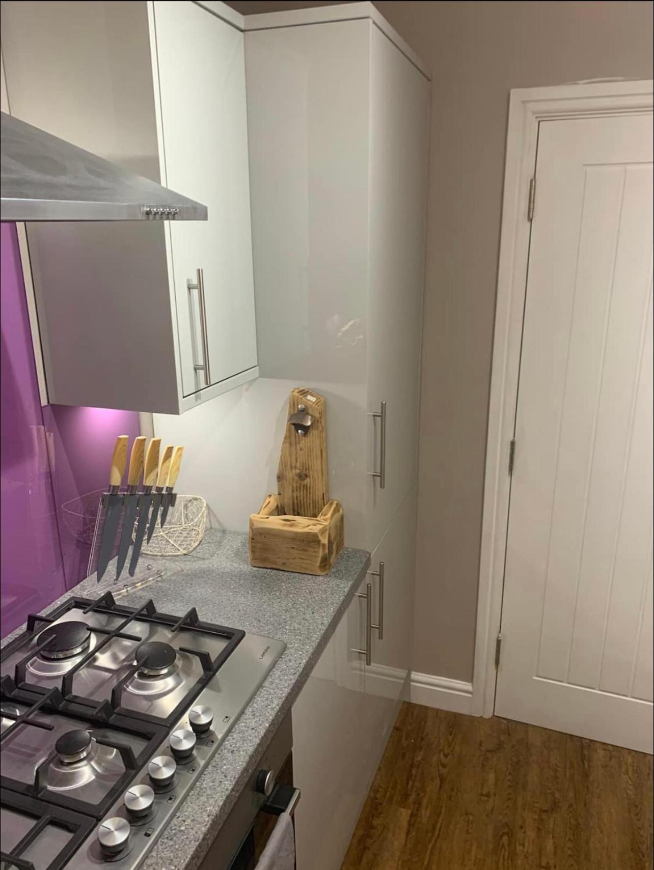 Poppy'S Place Llandudno Junction Bagian luar foto