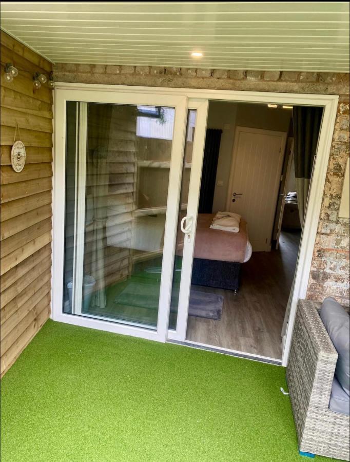 Poppy'S Place Llandudno Junction Bagian luar foto